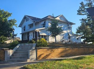 1401 9th Ave, Belle Plaine, IA 52208