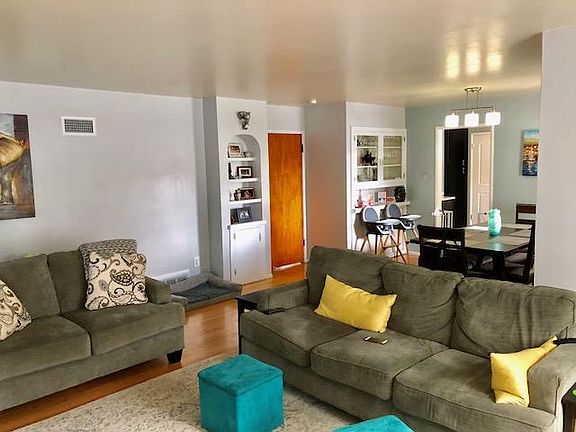 5th image of 220 Donaldson Way