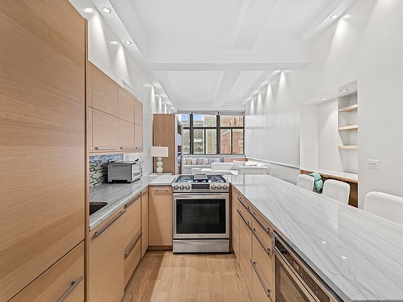 3rd image of 310 E 46th St APT 9K