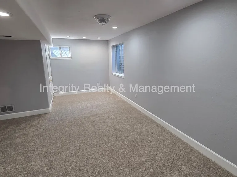 5056 Weeping Willow Cir — Photo 30