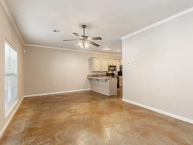 120 Deraney Ln — Photo 14