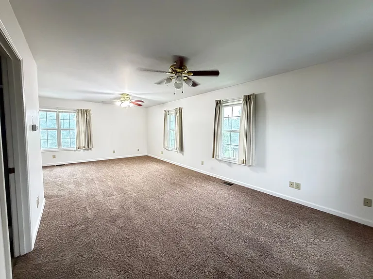 12607 S Pope Lick Rd — Photo 26