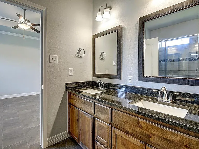 7522 Sable Creek Dr — Photo 36