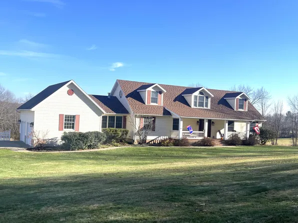 2905 Tucker Rd, Lucas, OH 44843