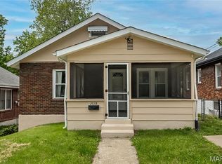 2833 Walton Rd, Saint Louis, MO 63114