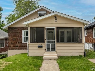 2833 Walton Rd, Saint Louis, MO, 63114