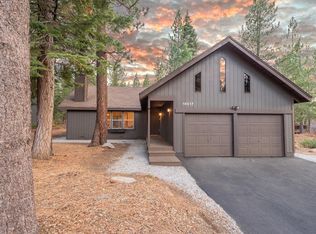 14217 Gyrfalcon St, Truckee, CA 96161