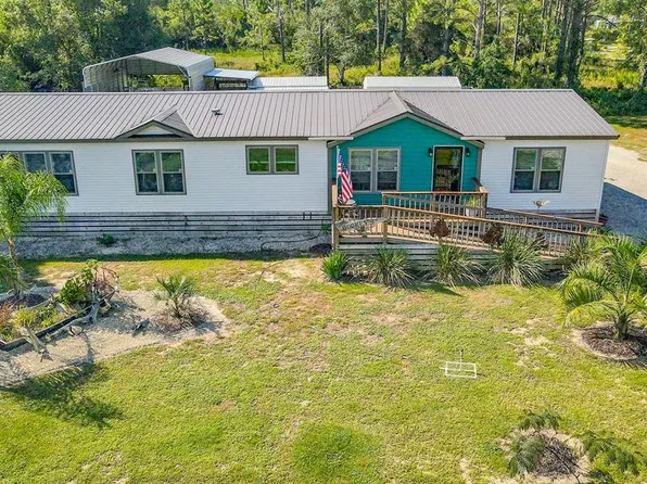 511 NE Avenue H, Carrabelle, FL 32322