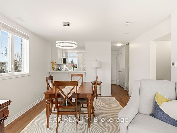 5th image of 2621 Longfields Dr #32