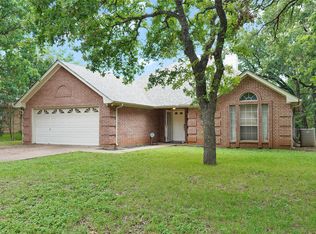 205 Camelot Dr, Weatherford, TX 76086