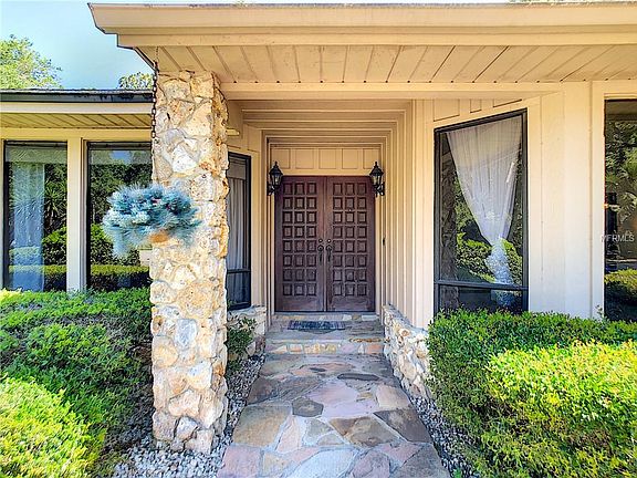 4th image of 103 Sweet Bay Ln