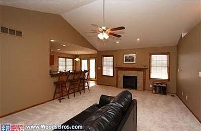 4th image of 1723 Blackhawk Dr