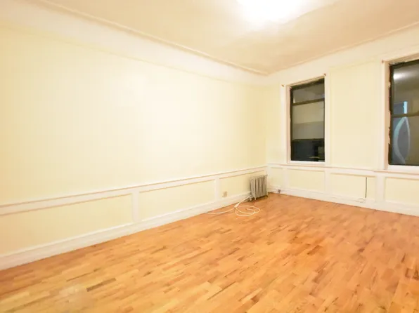 666 West 162nd Street 5G image 2 of 3