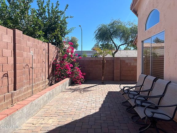 5th image of 2221 E UNION HILLS Drive #165
