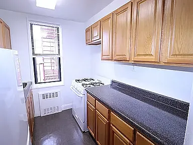 86-91 208th St #1G — Photo 6