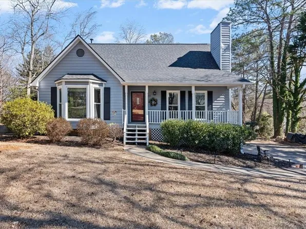 704 Knotts Ct, Woodstock, GA 30188