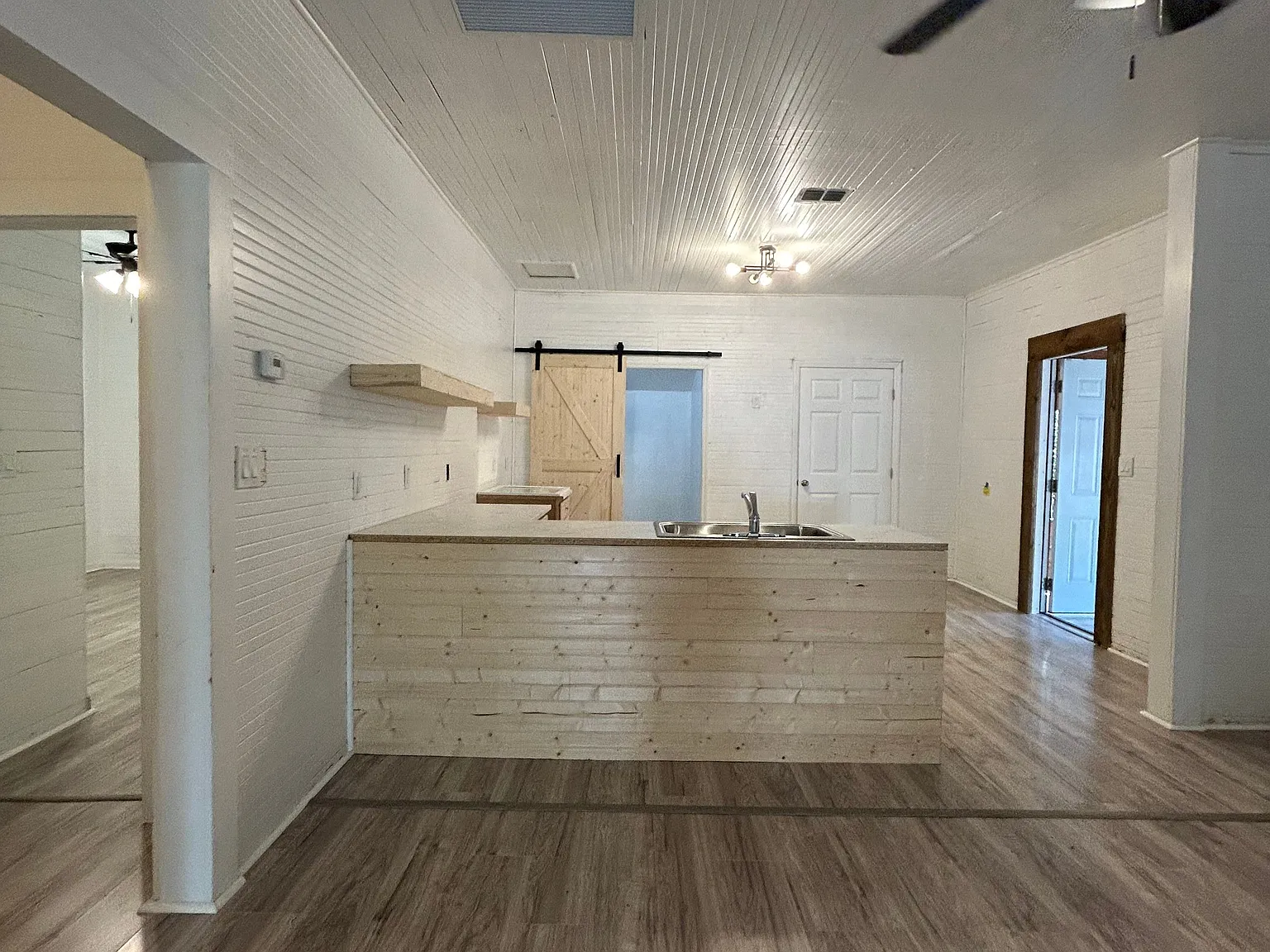 2 bed, 2.0 bath, 1200 sqft, $1,500 — Photo 4