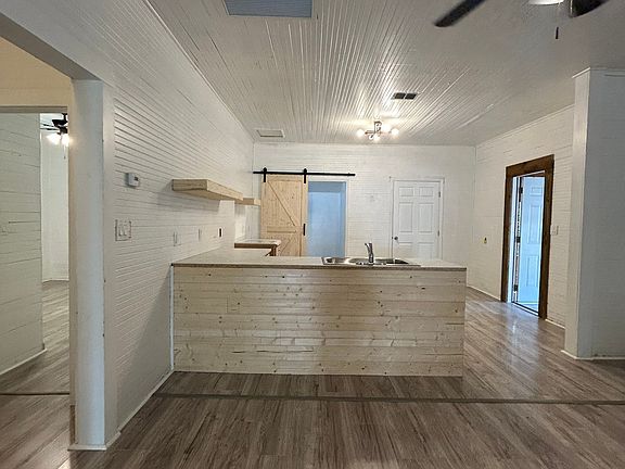 4th image of 3015 Tenoroc Mine Rd