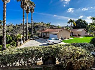 1305 Calle Tecolotlan, Fallbrook, CA 92028