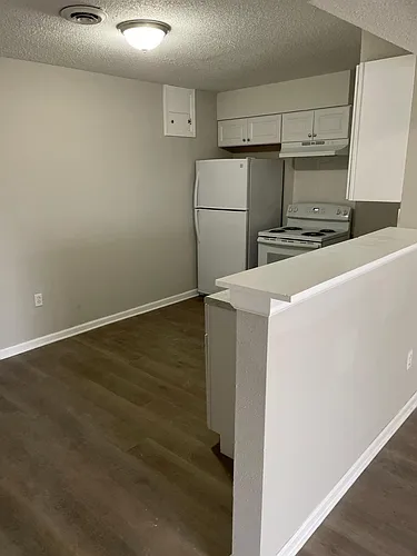 1103 S Camden St #1 Photo 1