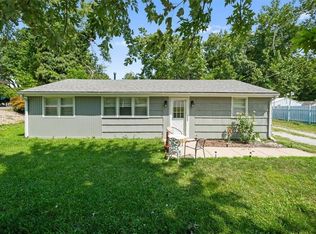 6509 River Rd, Liberty, MO 64068