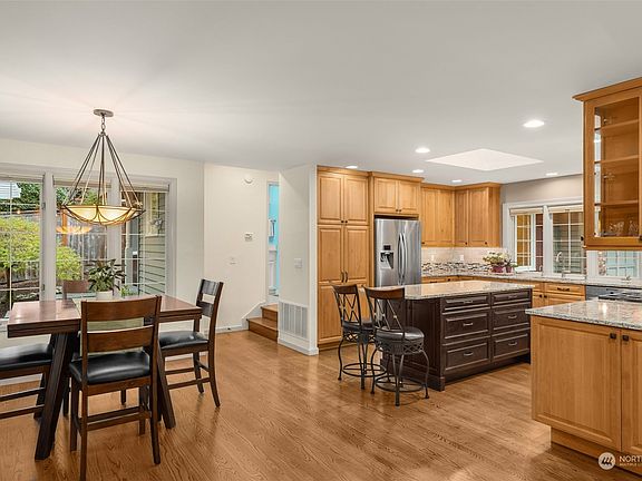 5th image of 17012 NE 139th Street