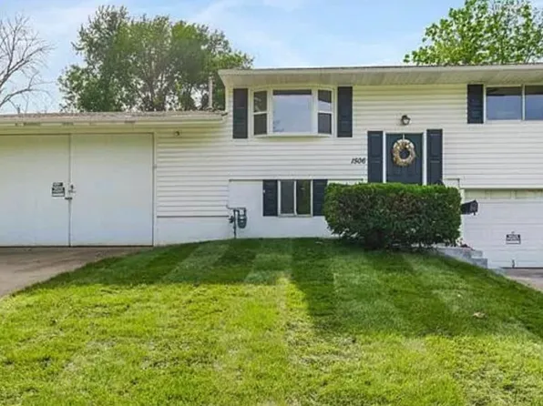 1506 N Geronimo Dr, Independence, MO 64058