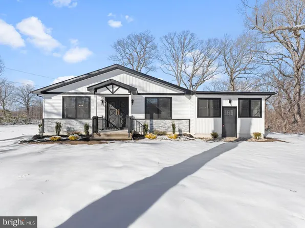 239 Lower Landing Rd, Blackwood, NJ 08012