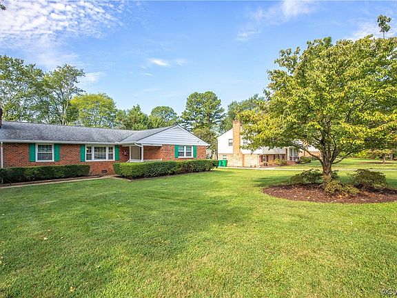 5th image of 9405 Claymont Dr