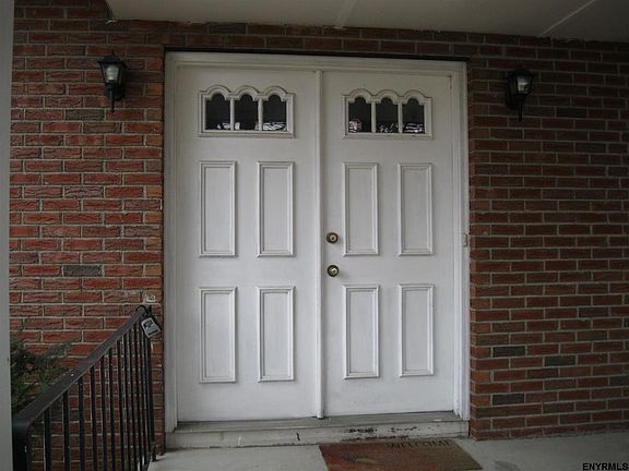 2nd image of 28 Tallmadge Ave