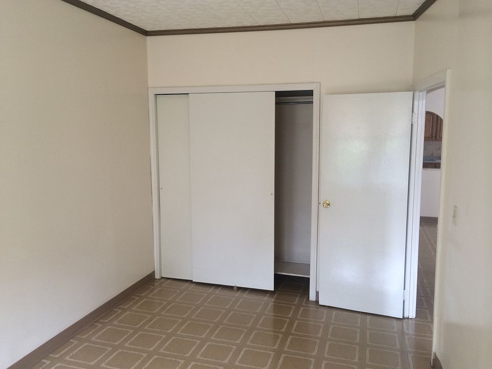 2nd image of 3532 29th St APT 1R