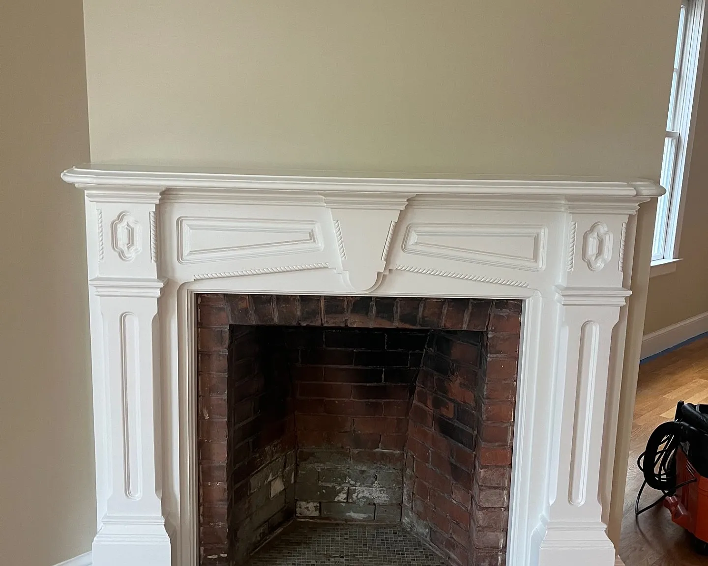 2 bed, 1200 sqft, $2,300 — Photo 4