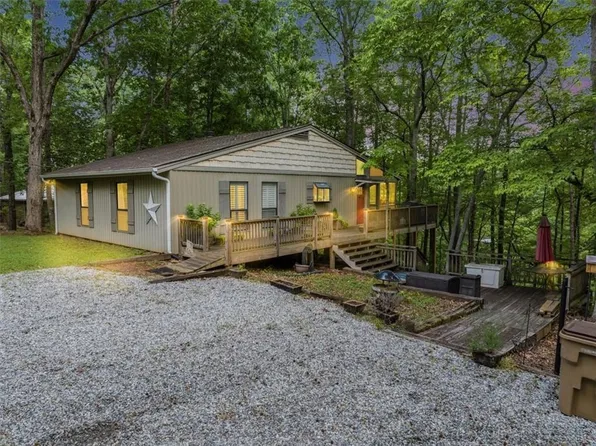 6342 Chesla Dr, Gainesville, GA 30506