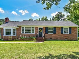 6054 La France Rd, Sandston, VA 23150