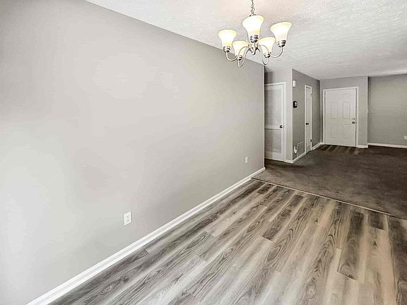 2nd image of 125 Pilgrim Ln