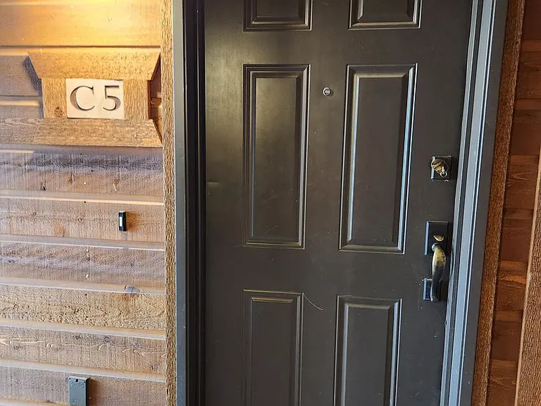 200 E Malibu Dr #C5 — Photo 1