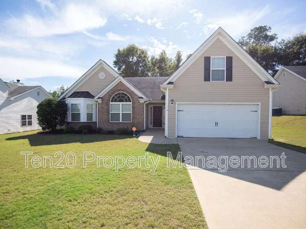 6 Woodmere Ct, Phenix City, AL 36870