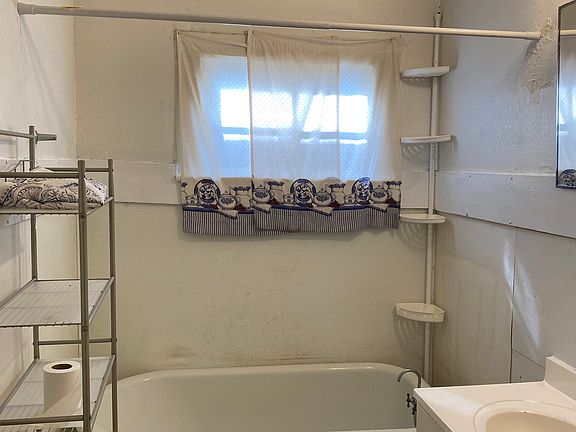 3rd image of 4132-34 General Ogden St #4132