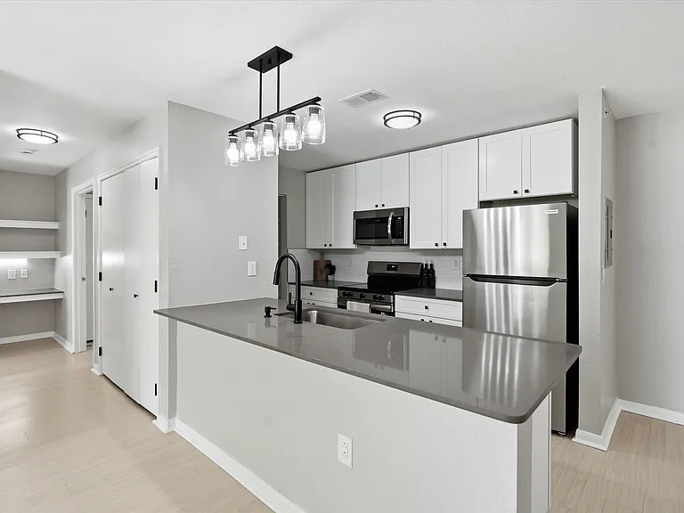 The Villas at North Oak — Photo 24