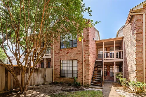 2255 Braeswood Park Dr Photo 1