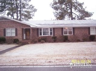 409 Deerwood Ave, Dillon, SC 29536
