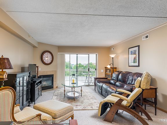 2nd image of 2020 Saint Regis Dr APT 302