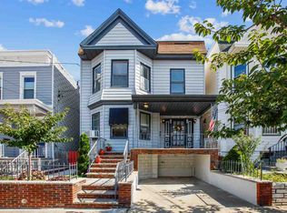 98 Charles St, Jersey City, NJ 07307