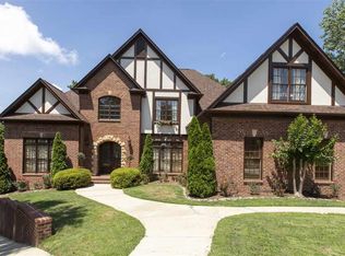 2301 Longleaf Way, Birmingham, AL 35243