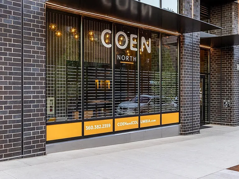 Coen & Columbia — Photo 17