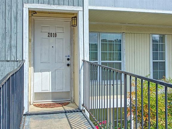 2nd image of 781 Country Place Dr APT 2010