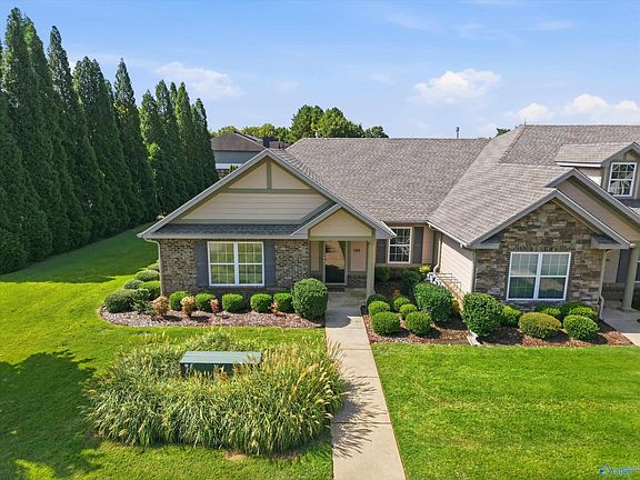 2nd image of 188 Moore Farm Cir NW #188