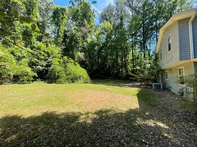 55 Huntridge Dr — Photo 37