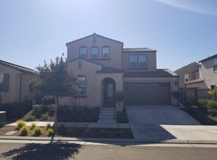 762 Ridgebank Ave, Madera, CA 93636