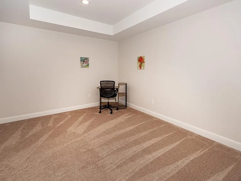 7488 Gramercy Cir — Photo 55